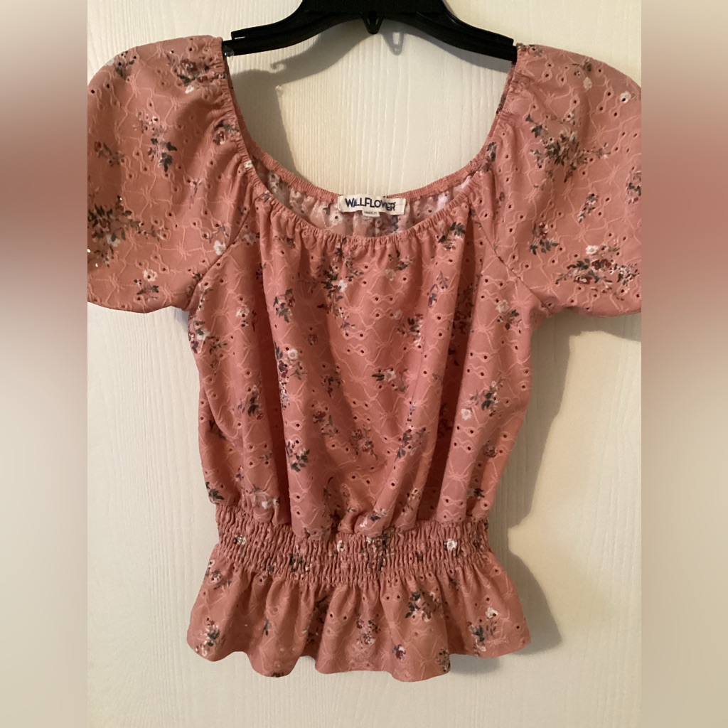 Wallflower Top.
